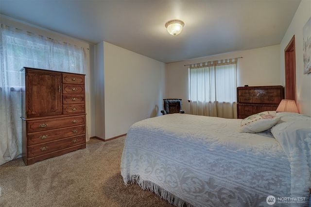 22035 Sea Vista NE, Poulsbo, WA 98370