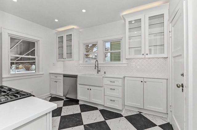 419 17th STREET, Racine, WI 53403