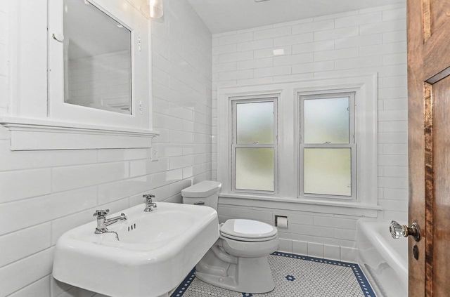 419 17th STREET, Racine, WI 53403