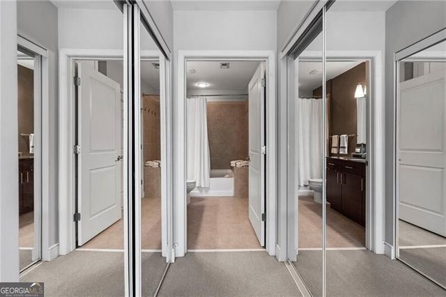 44 Peachtree Place NE 822, Atlanta, GA 30309