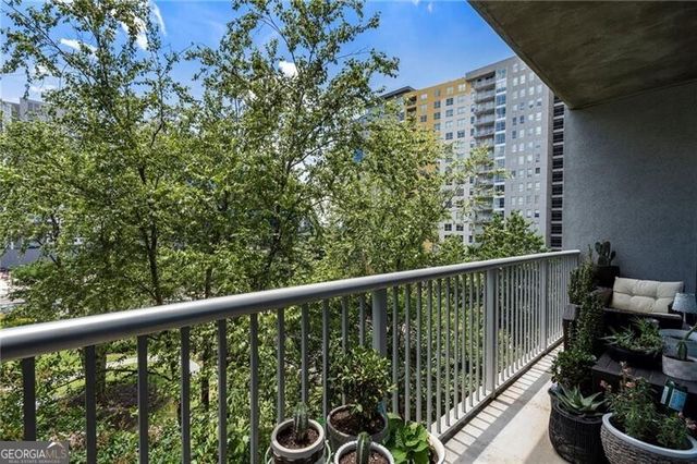 44 Peachtree Place NE 822, Atlanta, GA 30309