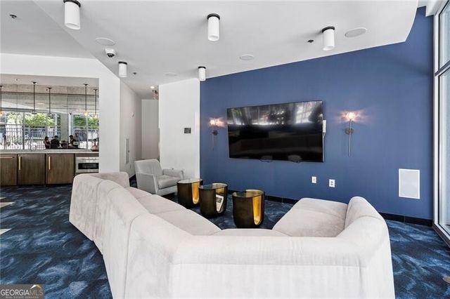 44 Peachtree Place NE 822, Atlanta, GA 30309