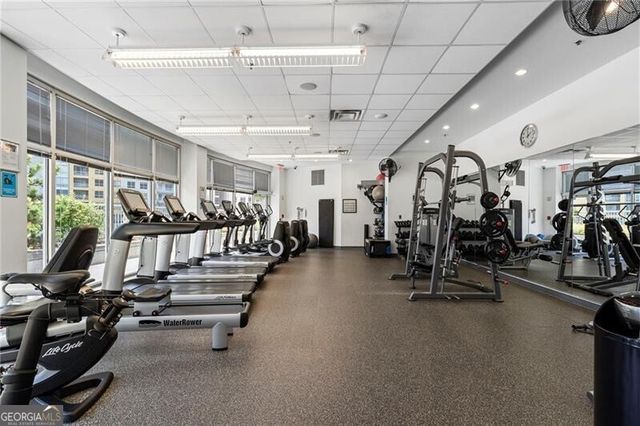 44 Peachtree Place NE 822, Atlanta, GA 30309