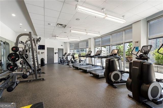 44 Peachtree Place NE 822, Atlanta, GA 30309