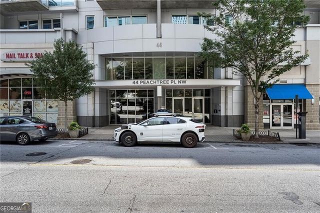 44 Peachtree Place NE 822, Atlanta, GA 30309