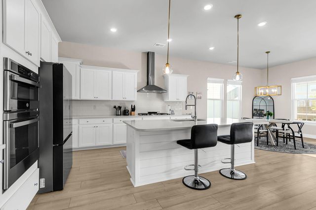 402 Parish Farms Drive, Summerville, SC 29486