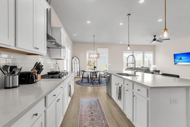 402 Parish Farms Drive, Summerville, SC 29486