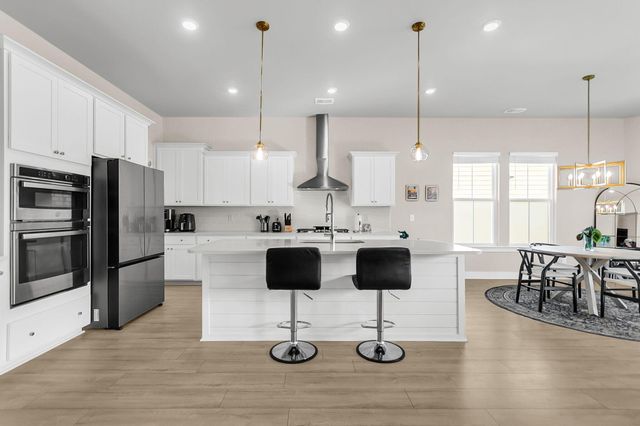 402 Parish Farms Drive, Summerville, SC 29486