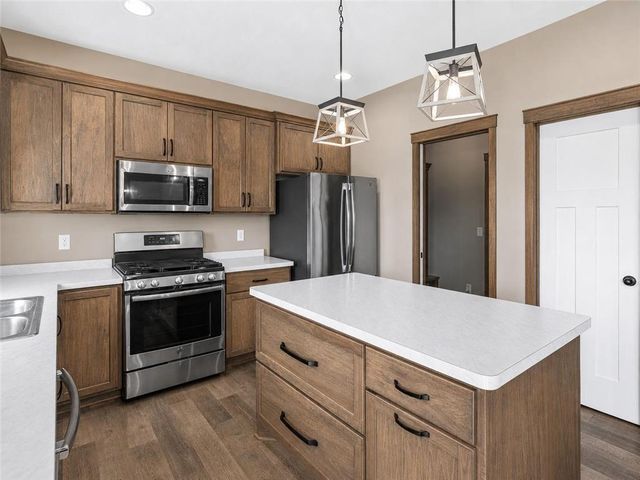 2120 21st Avenue, Hugo, MN 55038