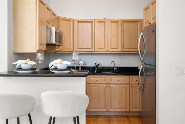 11 Wyman St 2A, Boston, MA 02130