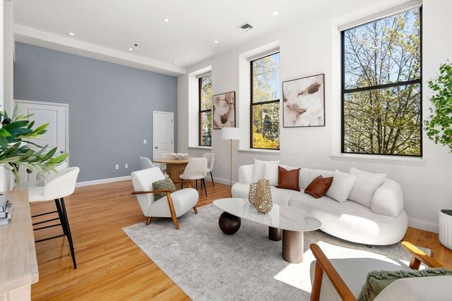 11 Wyman St 2A, Boston, MA 02130