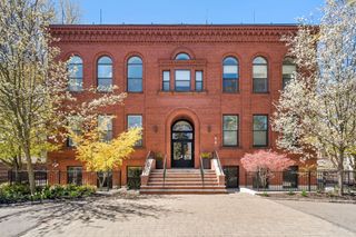 11 Wyman St 2A, Boston, MA 02130