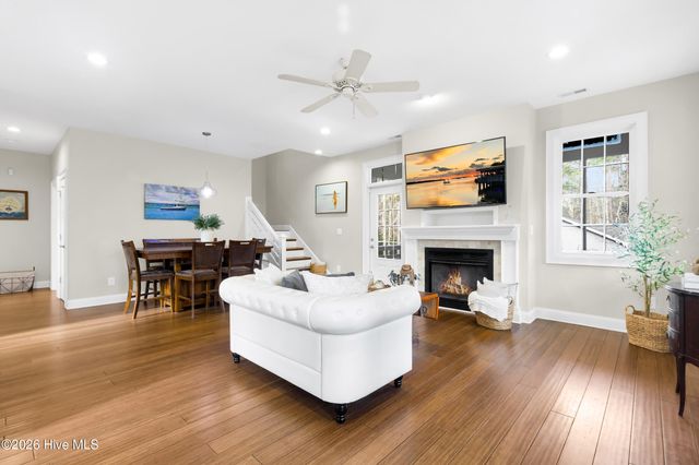 61 Spinnaker Point Road N, Oriental, NC 28571