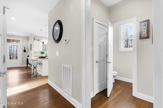 61 Spinnaker Point Road N, Oriental, NC 28571