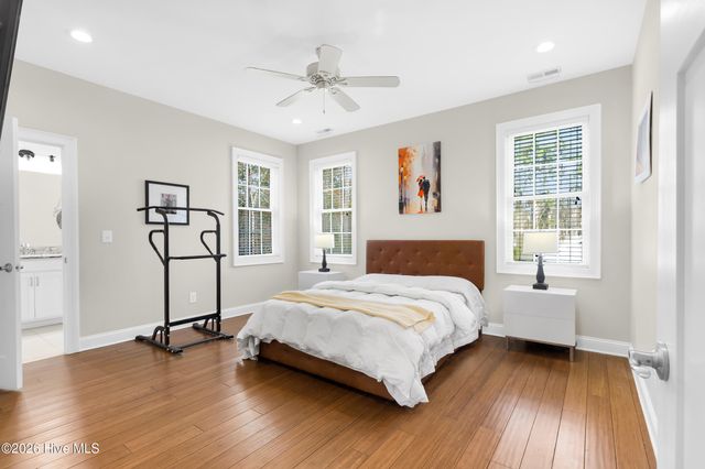 61 Spinnaker Point Road N, Oriental, NC 28571