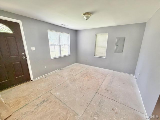 1408 W Congress Street, Pacific, MO 63069