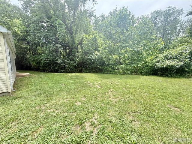 1408 W Congress Street, Pacific, MO 63069