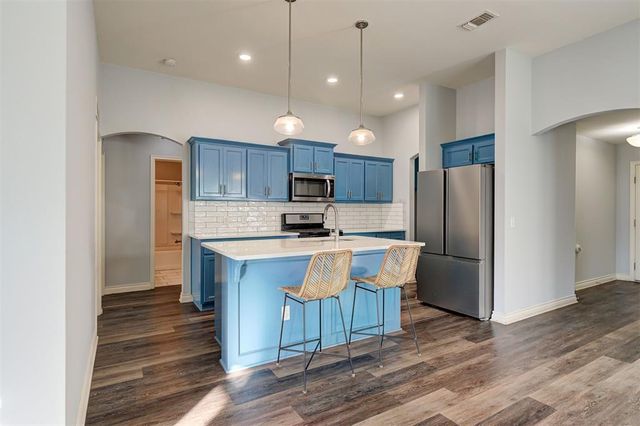 6808 NW 156th Street, Edmond, OK 73013