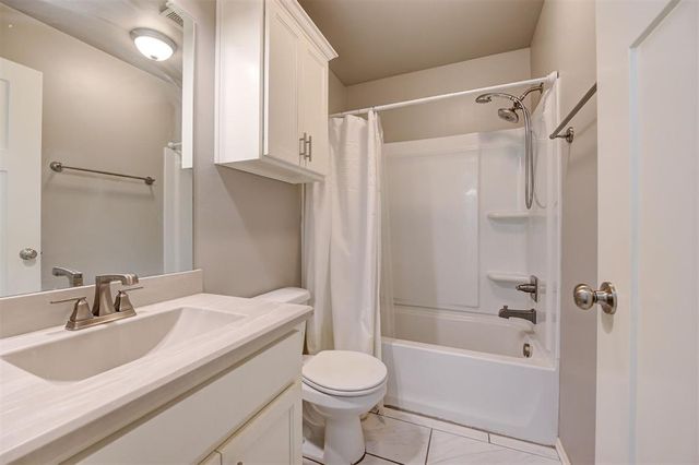 6808 NW 156th Street, Edmond, OK 73013