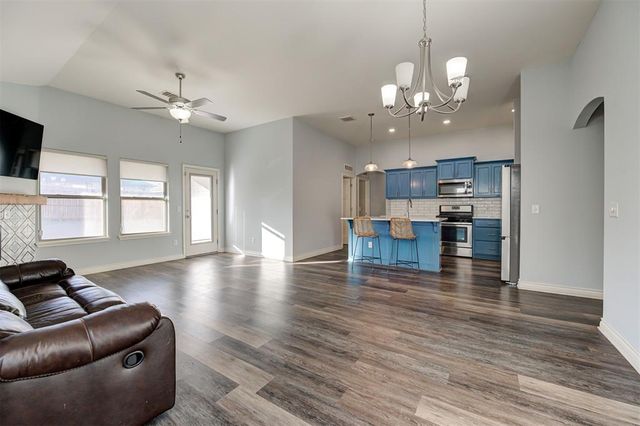 6808 NW 156th Street, Edmond, OK 73013