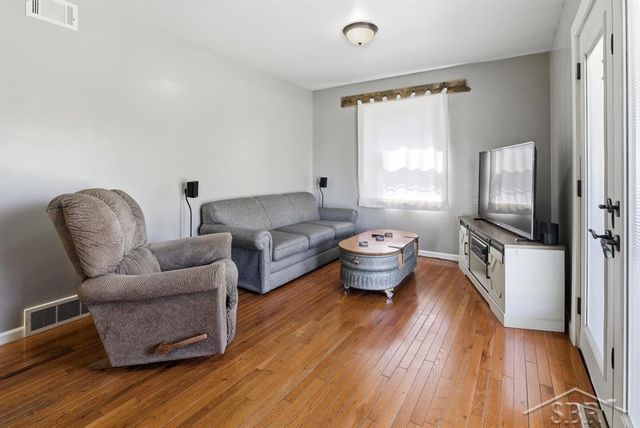 626 E Forestlawn Drive, Midland, MI 48640