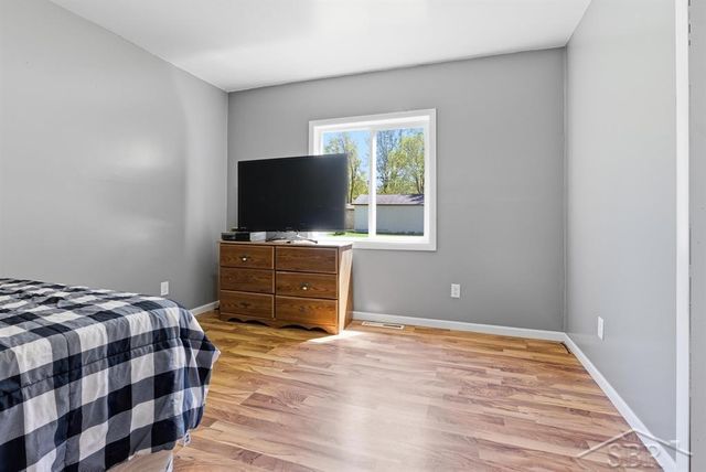 626 E Forestlawn Drive, Midland, MI 48640