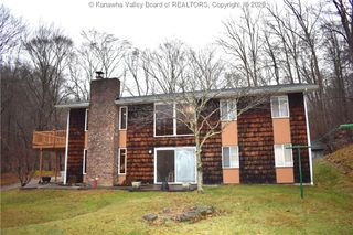 882 Patterson Drive, Elkview, WV 25071