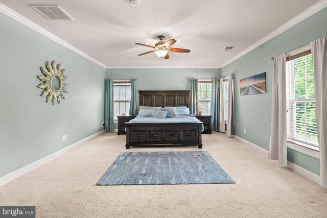 6874 NOYES AVE, Haymarket, VA 20169