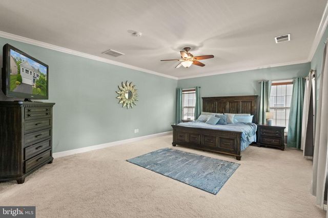 6874 NOYES AVE, Haymarket, VA 20169