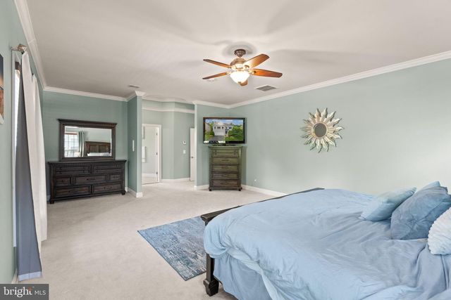6874 NOYES AVE, Haymarket, VA 20169