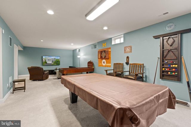 6874 NOYES AVE, Haymarket, VA 20169