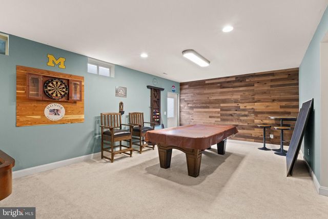 6874 NOYES AVE, Haymarket, VA 20169