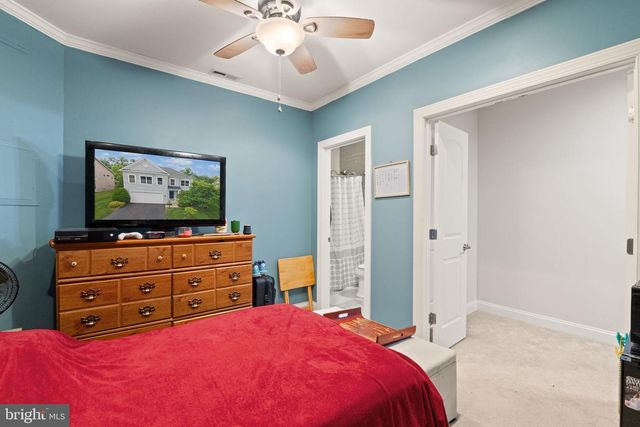 6874 NOYES AVE, Haymarket, VA 20169
