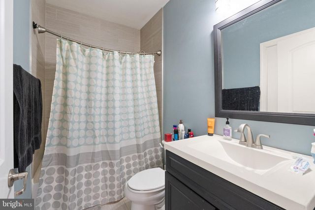 6874 NOYES AVE, Haymarket, VA 20169