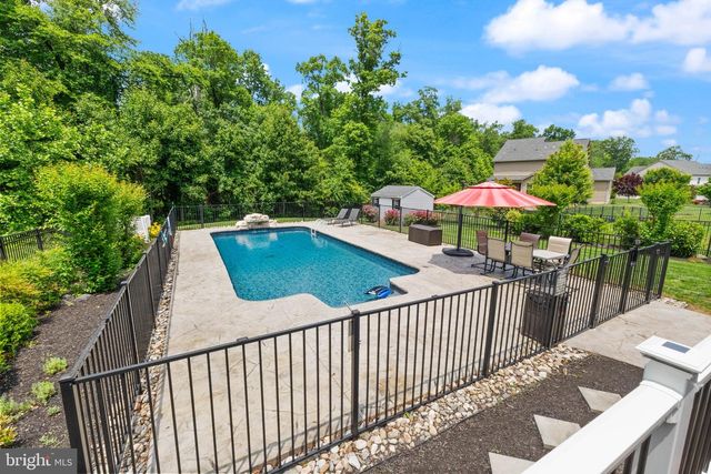 6874 NOYES AVE, Haymarket, VA 20169