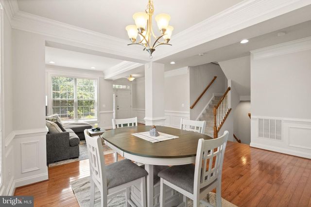 6874 NOYES AVE, Haymarket, VA 20169