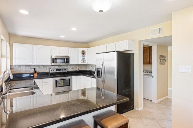 3040 Carioca Court, Crystal Beach, TX 77650