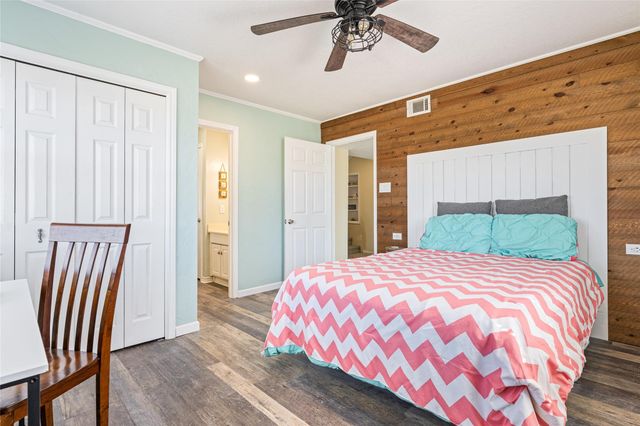 3040 Carioca Court, Crystal Beach, TX 77650
