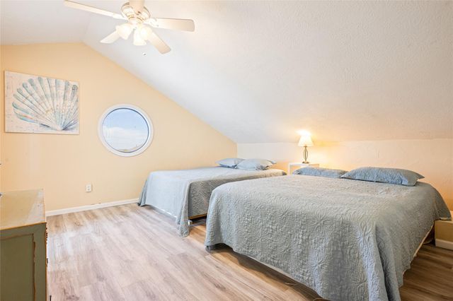 3040 Carioca Court, Crystal Beach, TX 77650