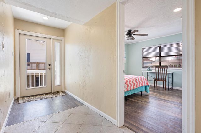 3040 Carioca Court, Crystal Beach, TX 77650