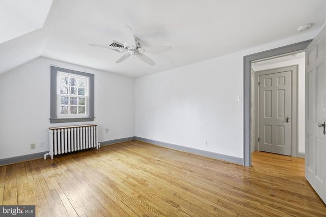 4701 ARGYLE AVE, Garrett Park, MD 20896