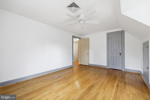 4701 ARGYLE AVE, Garrett Park, MD 20896