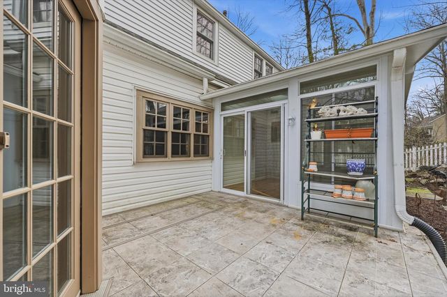 4701 ARGYLE AVE, Garrett Park, MD 20896