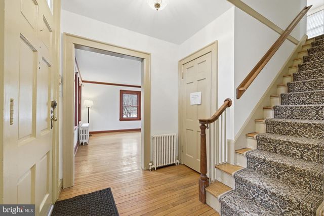 4701 ARGYLE AVE, Garrett Park, MD 20896