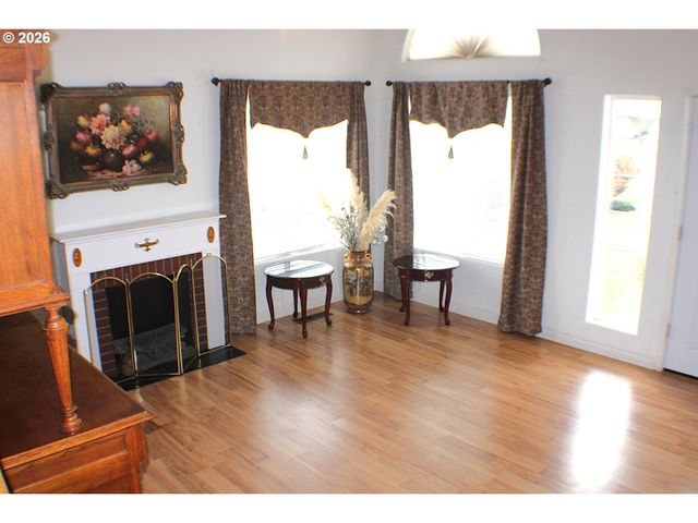 439 CHANDLER Dr, Roseburg, OR 97471