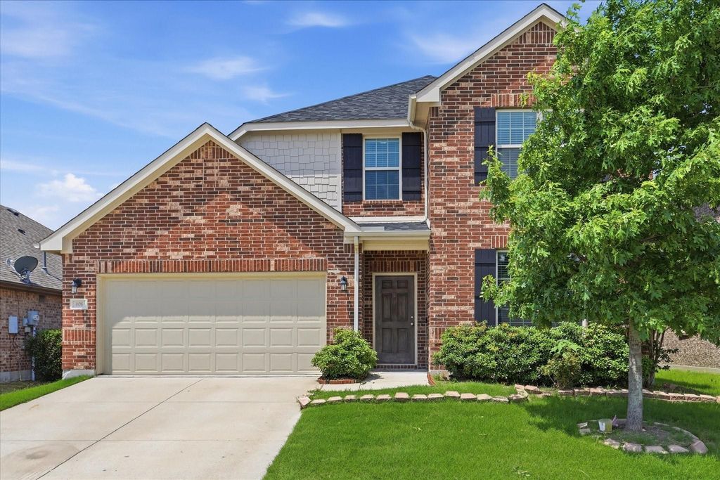 808 Bird Creek Drive, Little Elm, TX 75068