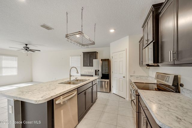 3524 Sandhill Crane Circle, Mims, FL 32754