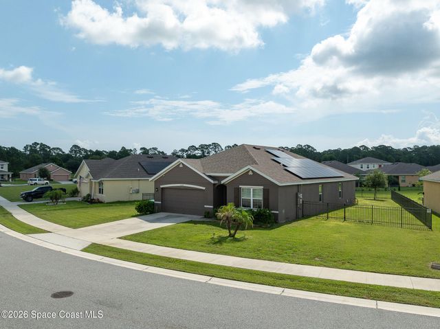 3524 Sandhill Crane Circle, Mims, FL 32754