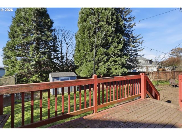 728 E HERITAGE Loop, La Center, WA 98629