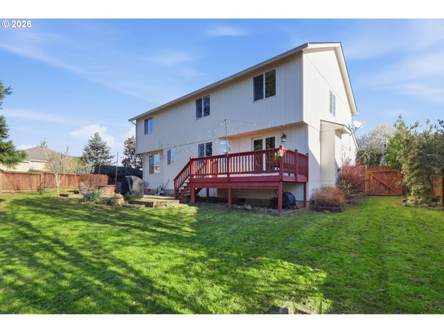 728 E HERITAGE Loop, La Center, WA 98629